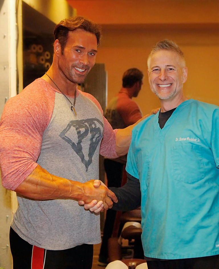 Adjusting Mike O'Hearn Mr Universe